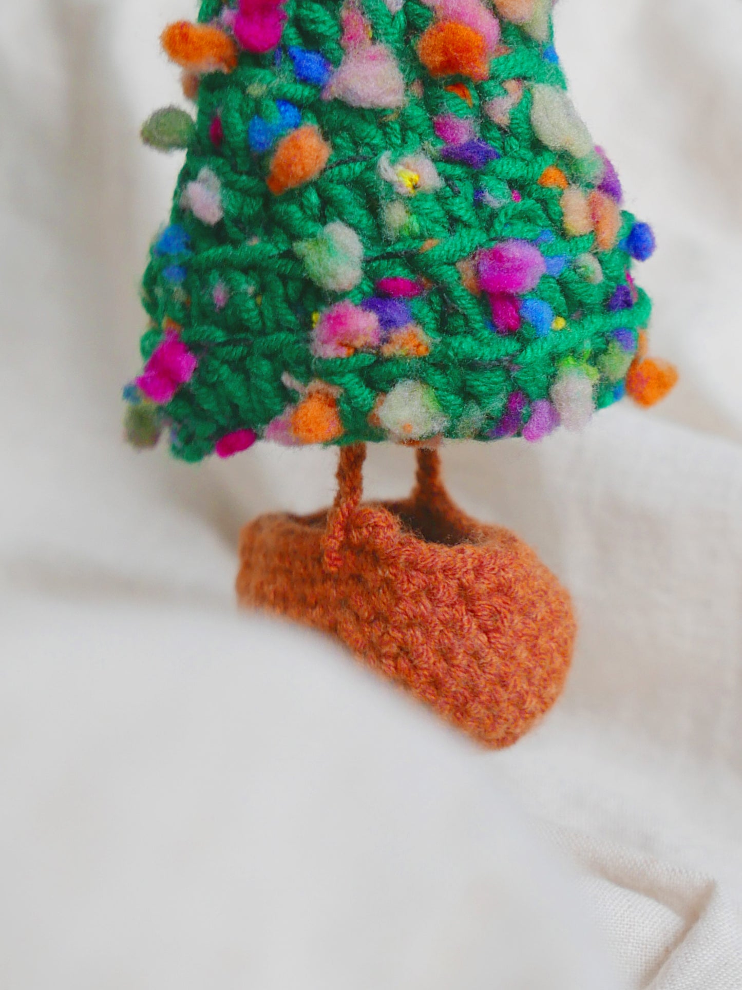 Christmas Tree Accessories Holder (Pre-order by heycat__)