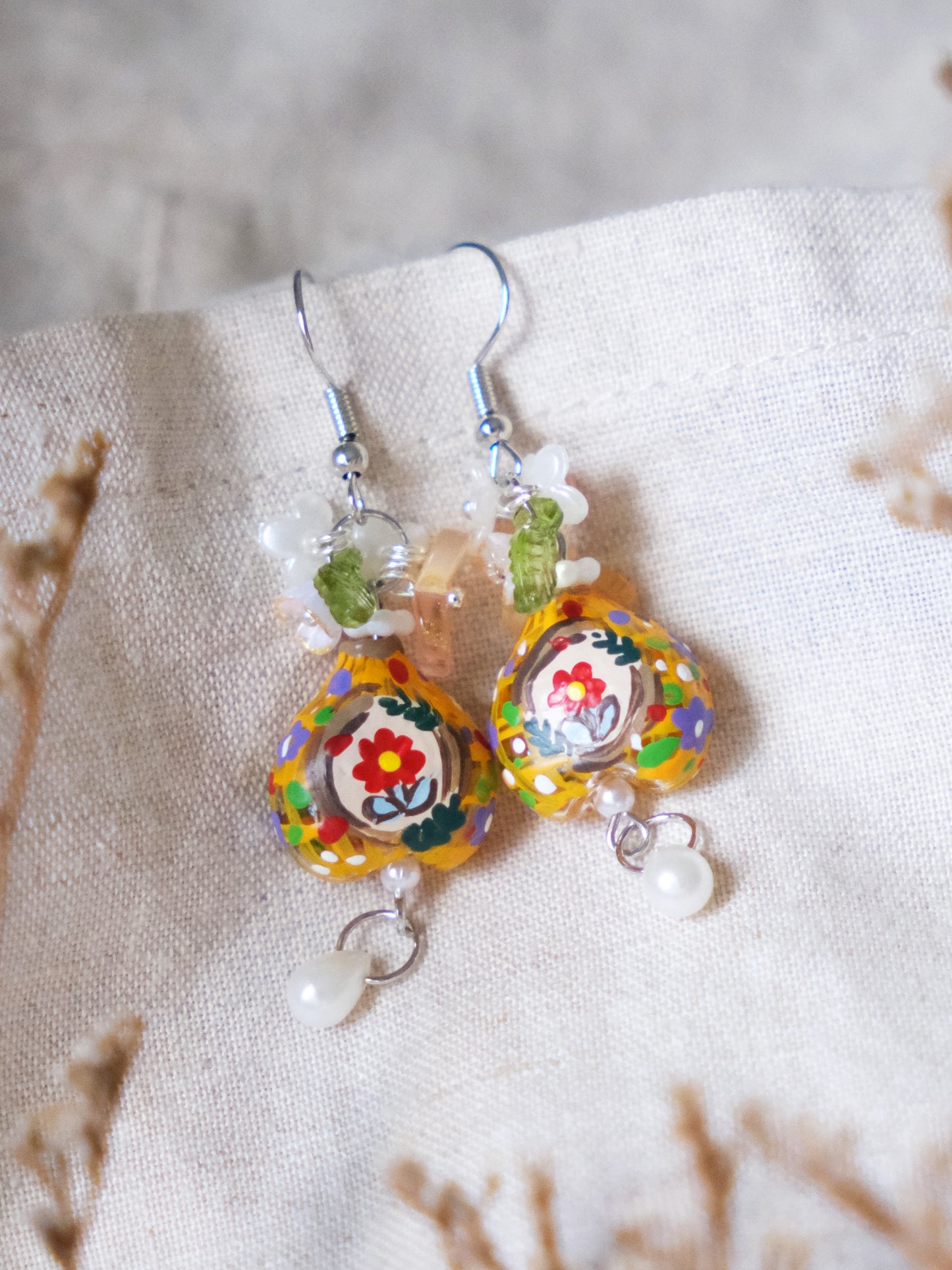 Mini Vase Pop Earrings (orange)