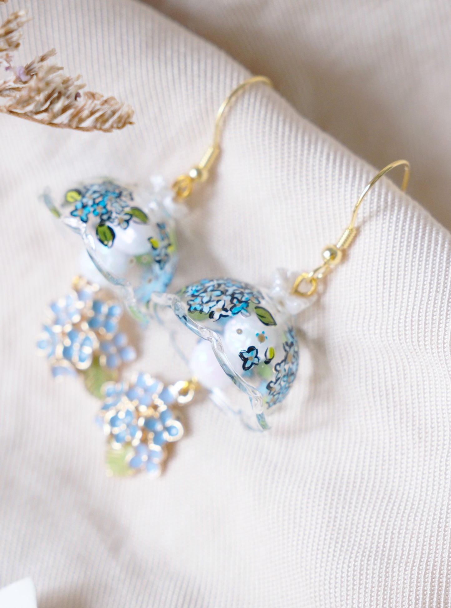 Blue Hydrangea Fish Hook (925 silver)