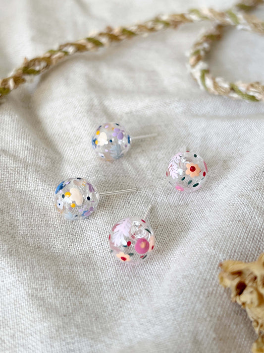 Blossoming Little Studs D set - 2 pairs