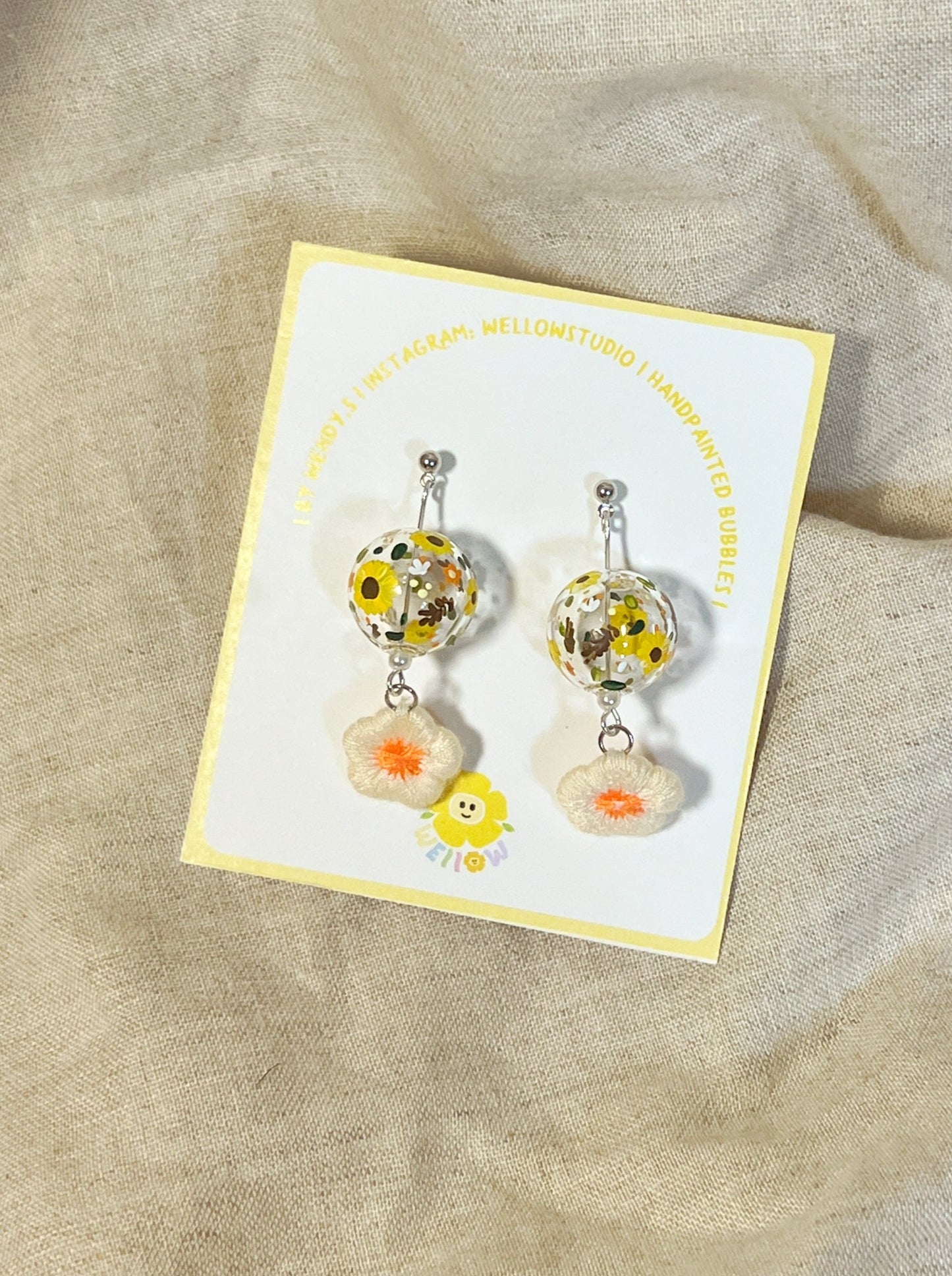 Little Sunflowers Earrings (ball studs)