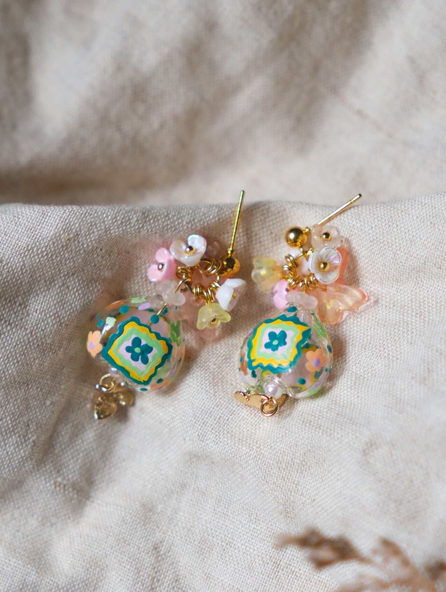 Mini Vase Floral Frame Earrings