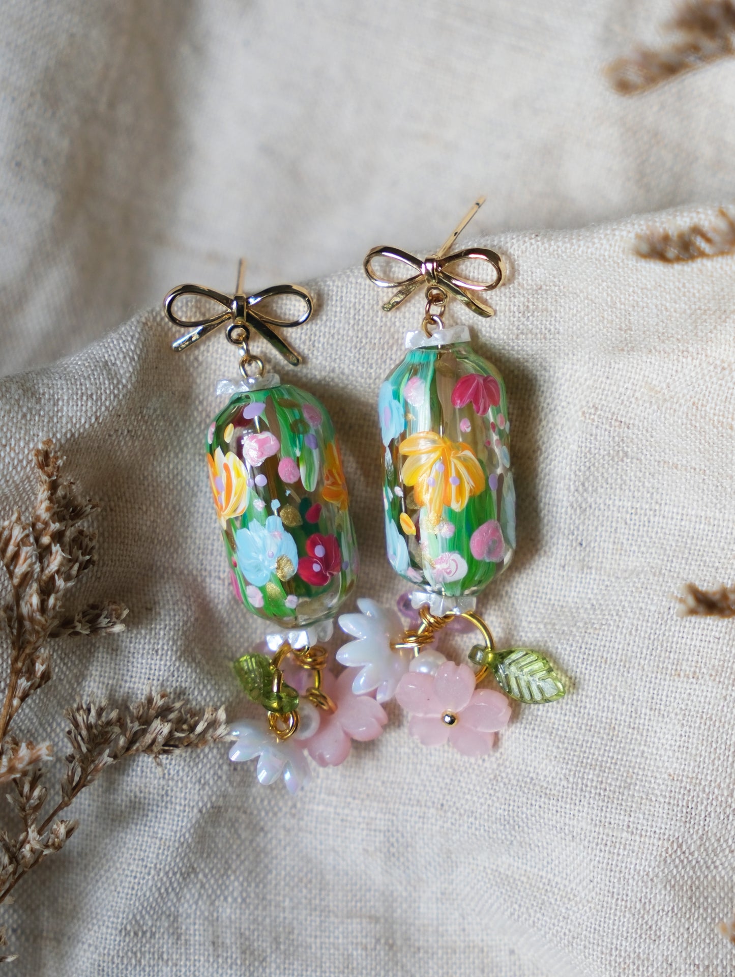 Whispering Floral Earrings (925 silver ribbon studs)
