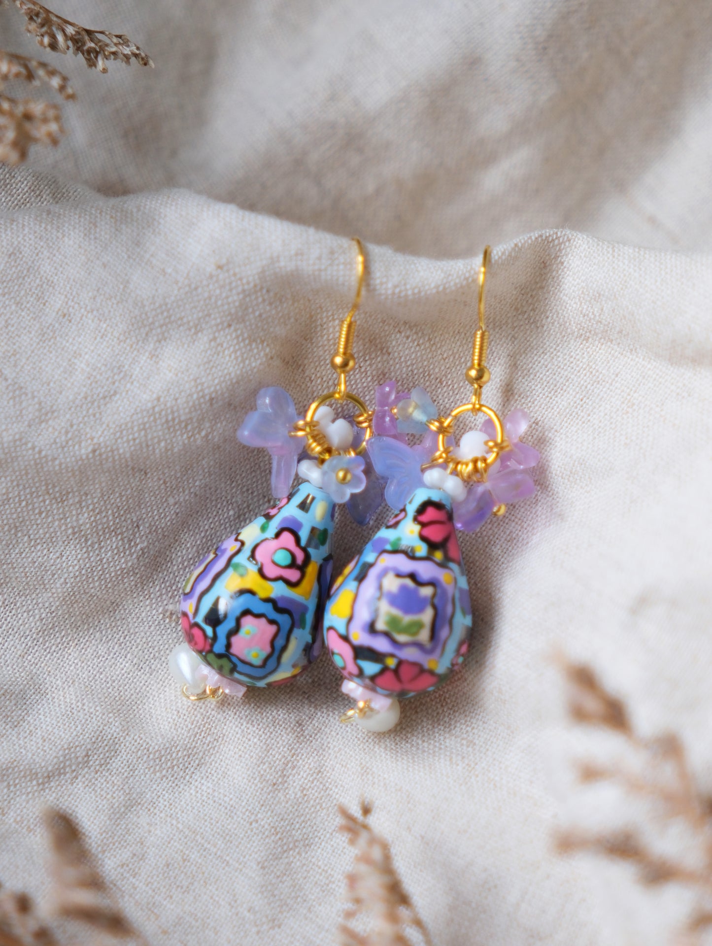 Bud Vase Floral Frame Earrings
