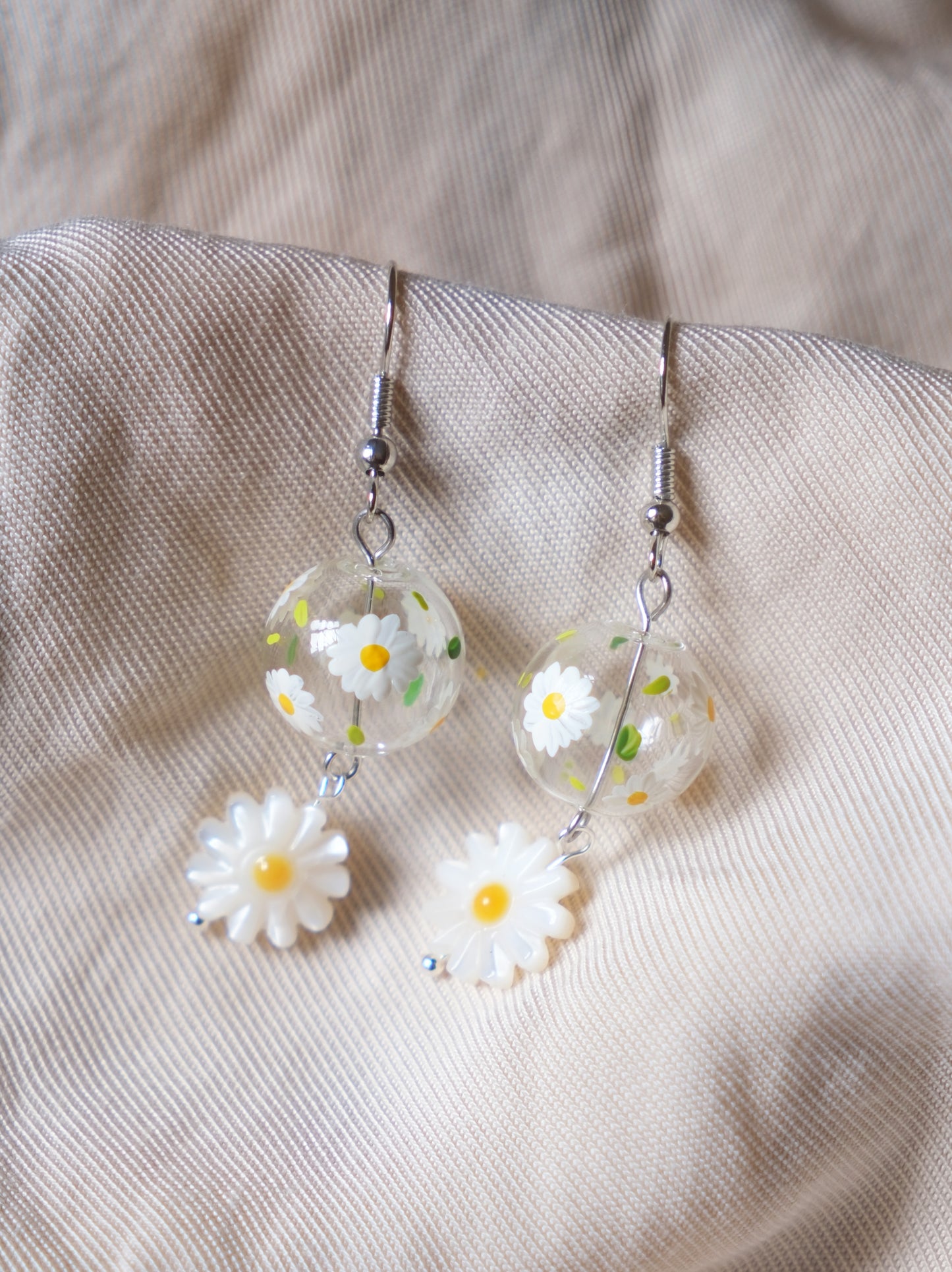 Little Daisy (Fish Hook)