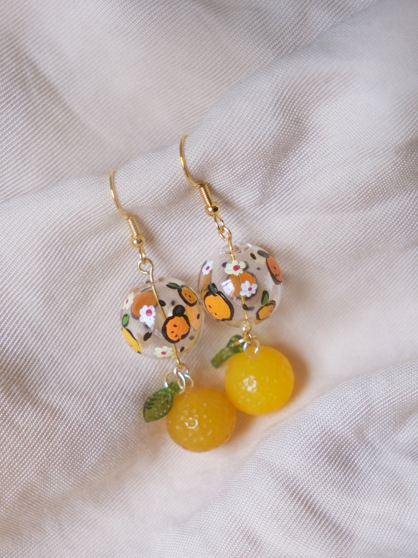 Orange Dangling