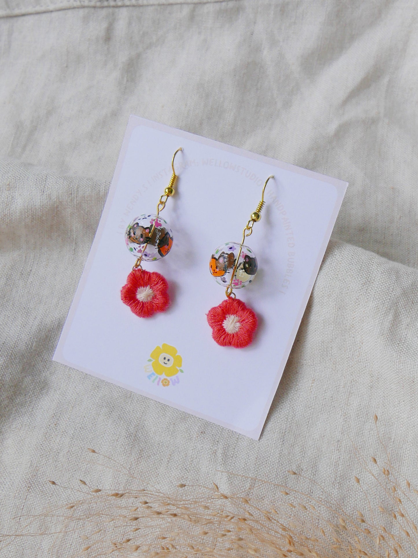 Meow Earrings (flower)