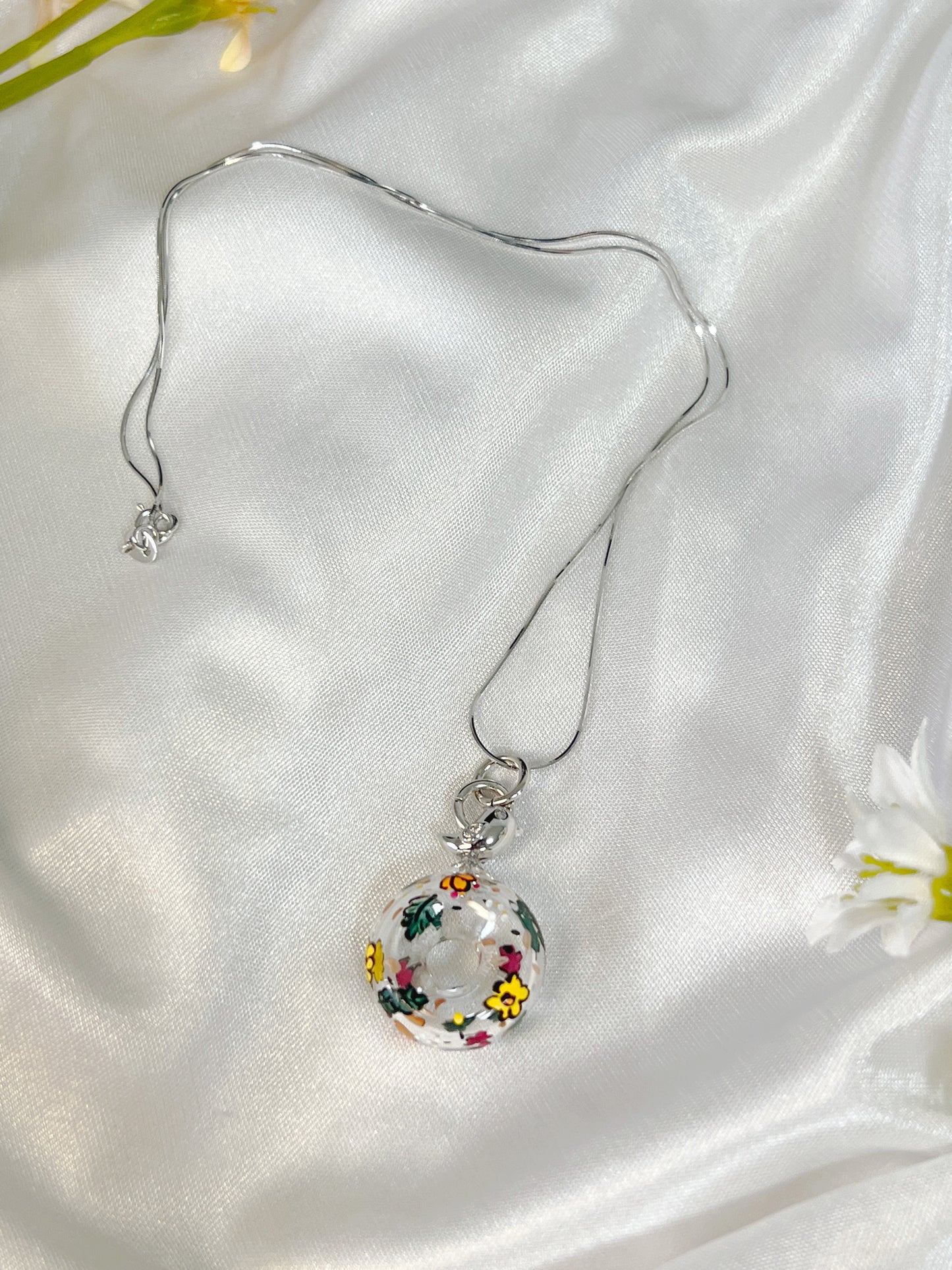 Forest Donut Floral Necklace (925 Silver)