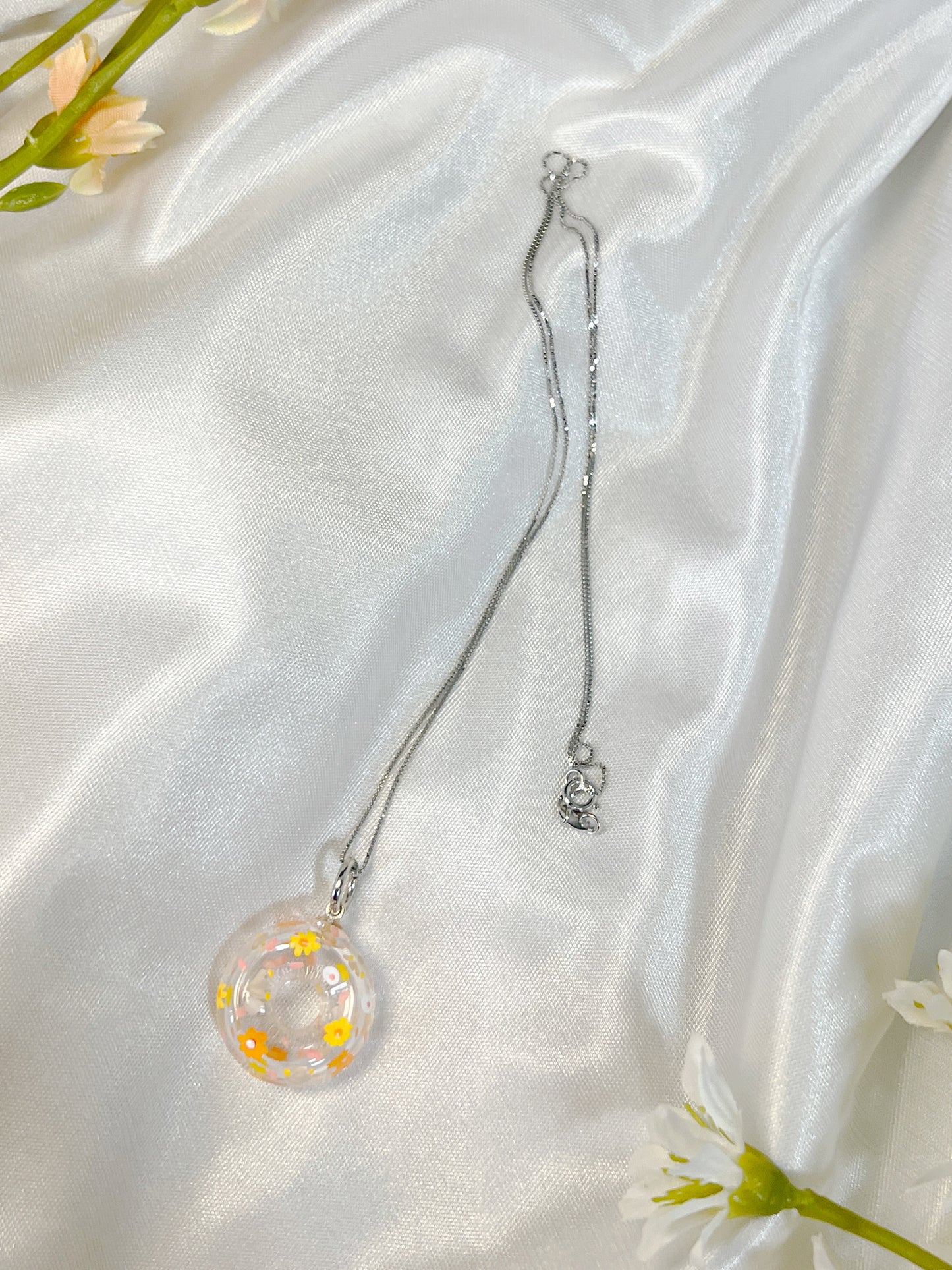 Summer Donut Floral Necklace (925 Silver)