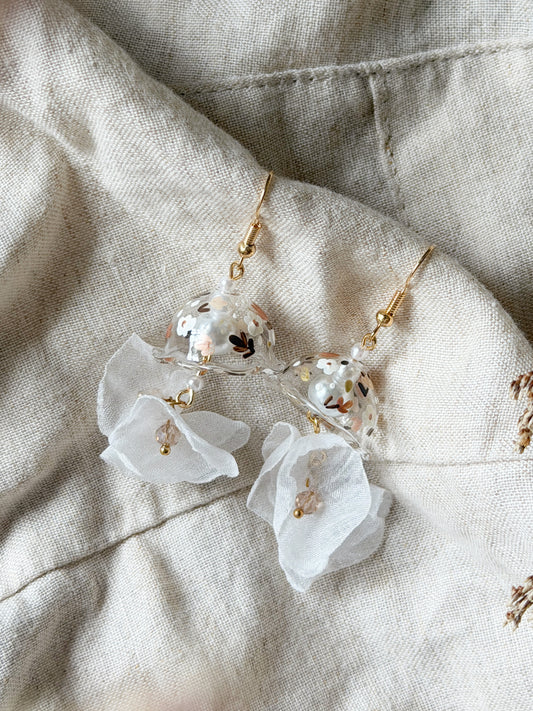 Petal Pearl Dangling