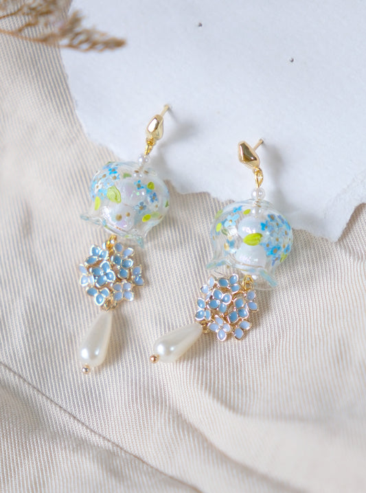 Blue Hydrangea Studs (925 silver)
