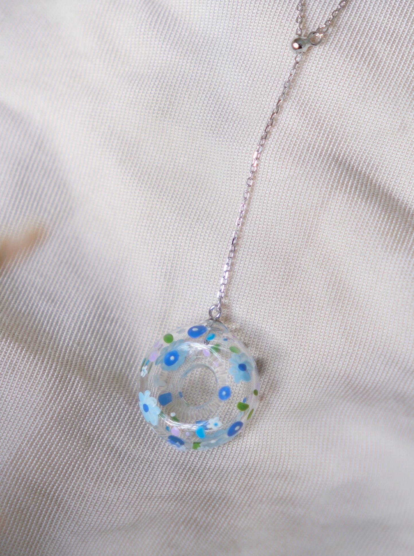Ocean Donut Floral Necklace (925 Silver)