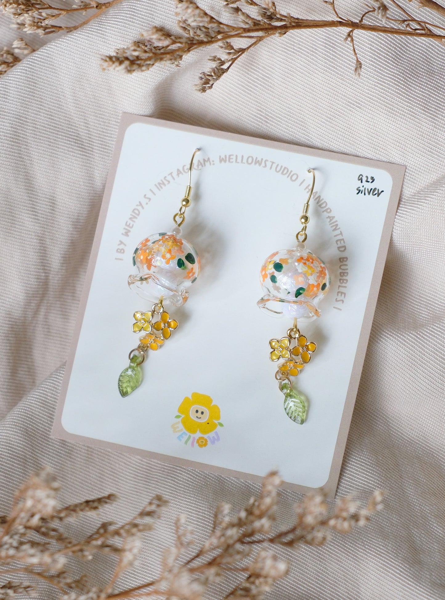 Warm Hydrangea Fish Hook (925 silver)