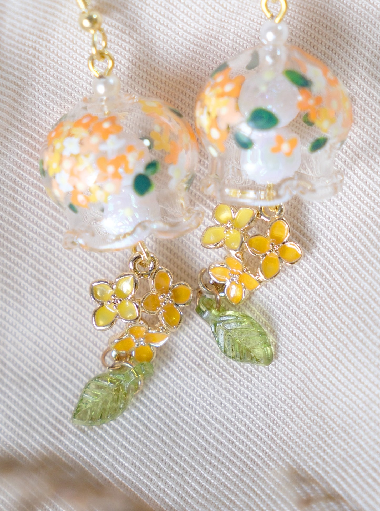 Warm Hydrangea Fish Hook (925 silver)