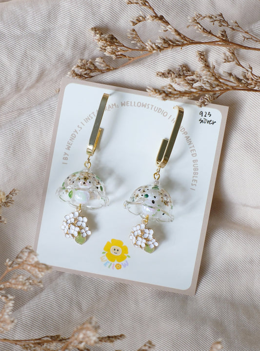 White Hydrangea Hoop (925 silver)
